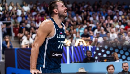 前斯洛文尼亚主教练透露：东契奇成功减重12公斤，但球队仍需钱查尔与内博助力