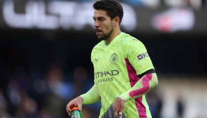 合同今夏到期，记者：勒沃库森有意曼城33岁门将奥尔特加