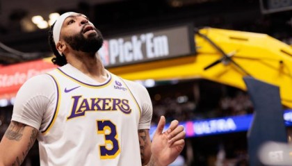 足球直播-浓眉督促湖人重启双塔！雷迪克巧妇难为无米之炊？